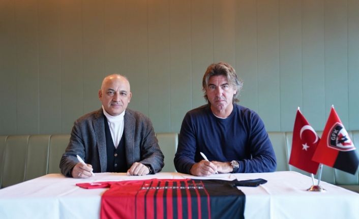 Gaziantep FK, Teknik Direktör Ricardo Sa Pinto ile anlaşmaya vardı.