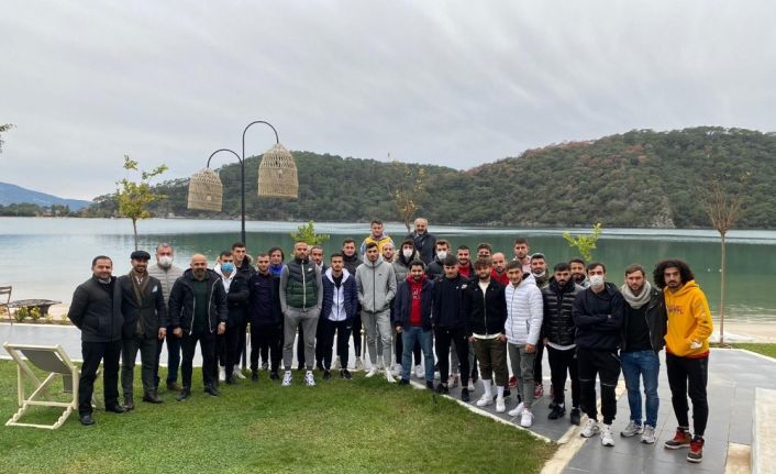Genç iş adamı Sarper Konakçı’dan Fethiyespor’a 100 Bin TL bağıs