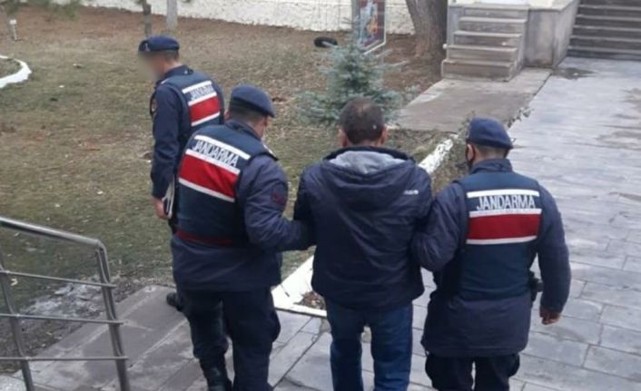 Hırsızlık suçundan 3 yıl 4 ay hapis cezası ile aranan şahıs yakalandı