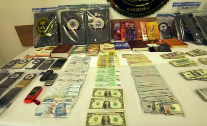 ’Hurma ticareti ’ adı altında örgüte finans sağladığı iddia edilen 32 FETÖ şüphelisi gözaltına alındı