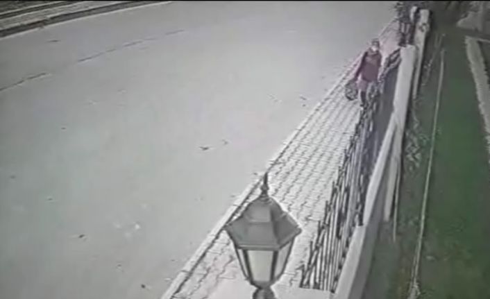 Isparta’da 11 gündür kayıp kadının son görüntüsü güvenlik kamerasına yansıdı