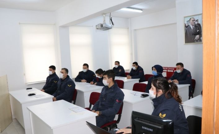 Jandarma personeline “Aile İçi ve Kadına Yönelik Şiddetle Mücadele” eğitimi verildi