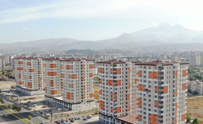 Kocasinan’ın kentsel dönüşümüyle 336 aile, yeni evlerinin heyecanını canlı yayınla yaşayacak