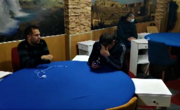 Kumar oynarken yakalanan 14 kişi yeminler etse de ceza yemekten kurtulamadı