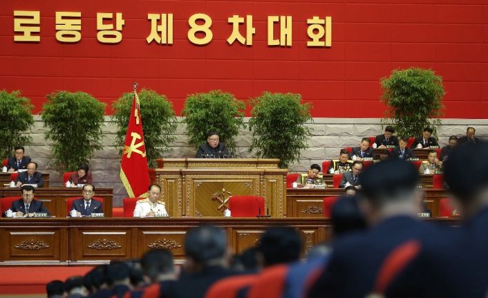 Kuzey Kore lideri Kim Jong-Un: "Dış politikamız en büyük düşmanımız ABD’yi bastırmaya odaklanmalı"
