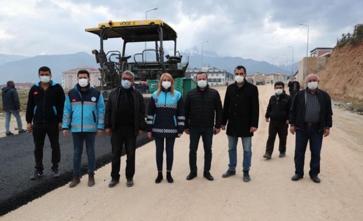 Merkezefendi Belediyesi kısıtlamalarda da üst yapı çalışmalarına aralıksız devam ediyor