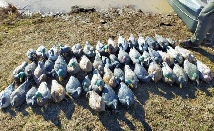 Milli parkta kayık ve av mühre ördekler ele geçirildi: 2 kişiye 160 bin lira ceza