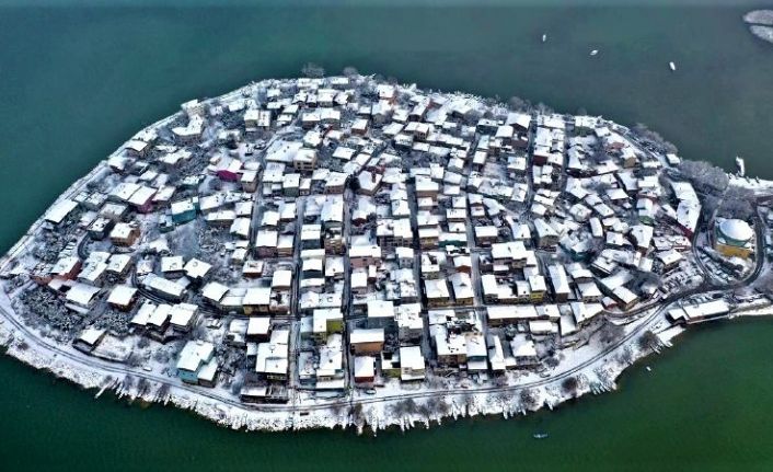 (Özel) 2600 yıllık geçmişi var...Küçük Venedik karlar arasında böyle görüntülendi