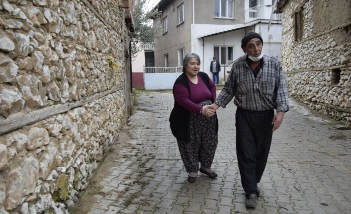 (Özel) Engelli karı-kocanın her şeye rağmen masal gibi aşk hikayesi