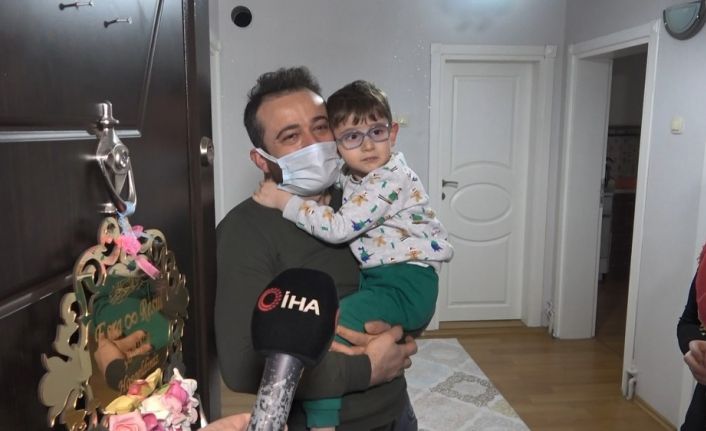 Polisten 5 yaşındaki çocuğa doğum günü sürprizi