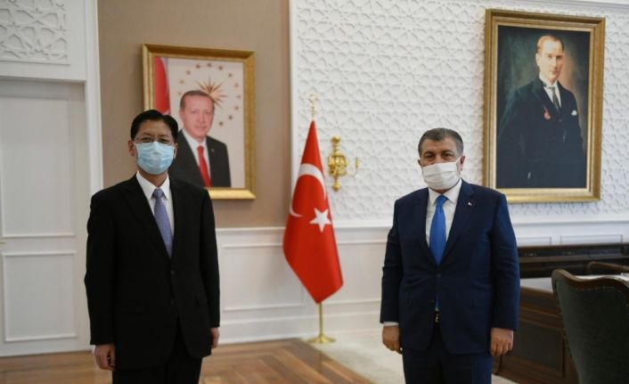 Sağlık Bakanı Koca, Çin’in Ankara Büyükelçisi Liu Shaobin ile görüştü