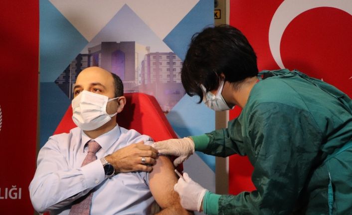 Samsun’da ilk Covid-19 aşıları yapılmaya başlandı