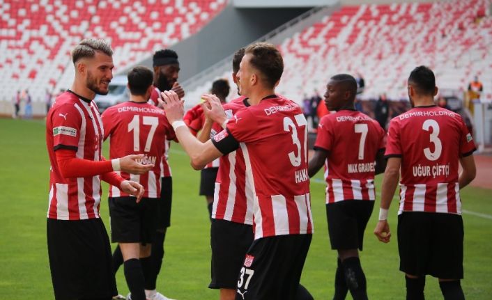 Süper Lig: DG Sivasspor: 2 - Gaziantep FK: 1 (Maç sonucu)