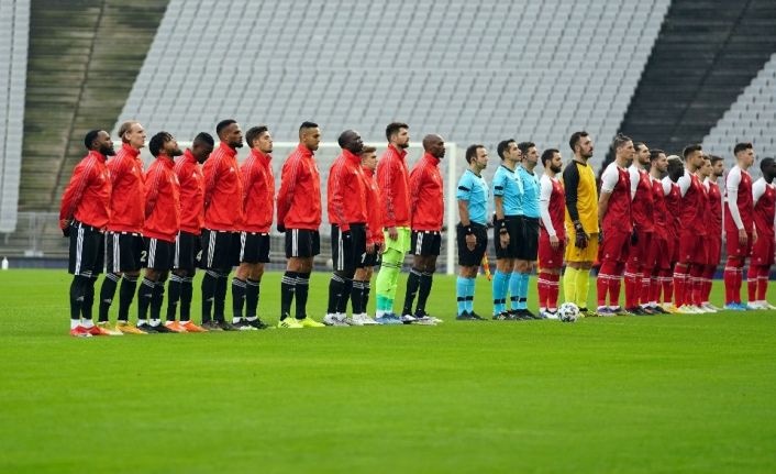 Süper Lig: Fatih Karagümrük: 0 - Beşiktaş: 0 (Maç devam ediyor)
