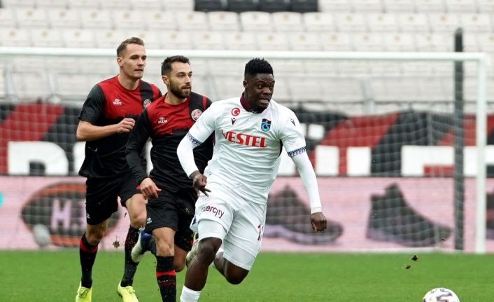 Süper Lig: Fatih Karagümrük: 0 - Trabzonspor: 0 (Maç devam ediyor)