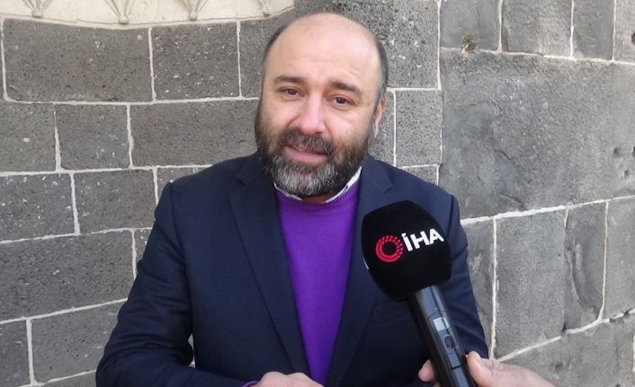Tarih araştırmacısı Arslanoğlu, Millet Kütüphanesi kurucusu Ali Emiri’yi vefatının 97. yılında andı