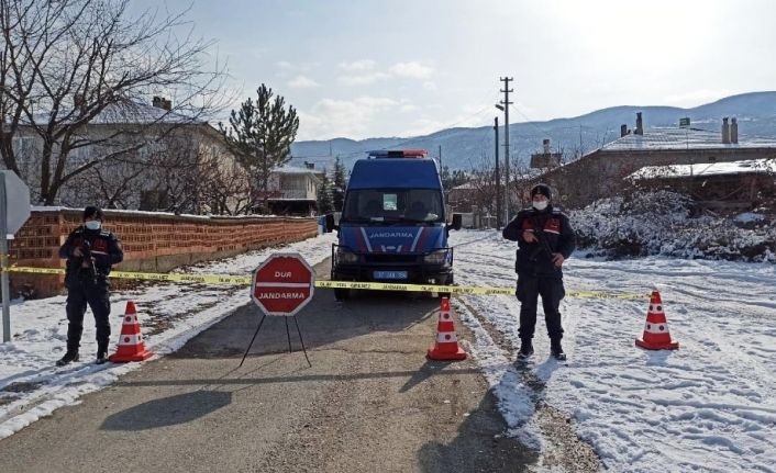 Taziyeye için geldikleri hiç vak’a görülmeyen köyde 13 kişiye virüs bulaştırdılar