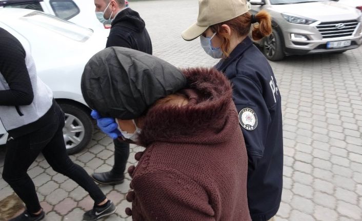 10 günlük bebeğini sokağa terk eden kadın ile annesi serbest bırakıldı