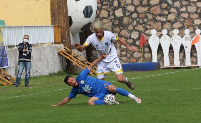 3. Lig 1. Grup: Belediye Derincespor: 1 - Bucaspor: 1