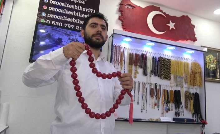 50 metrekarelik iş yerinden dünyaya açıldı: 30 ülkeye tespih ihracatı yapıyor