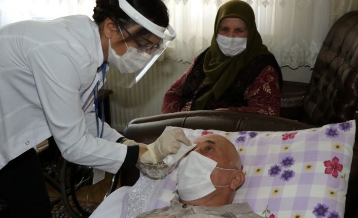 70 yaşında korona virüsü yenen vatandaştan duygulandıran sözler