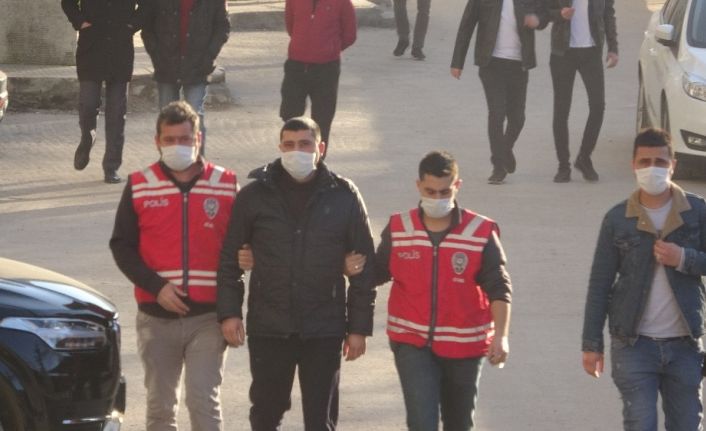 8. kattan beton zemine düşerek ölen Özgecan’ın erkek arkadaşının ifadeleri ortaya çıktı