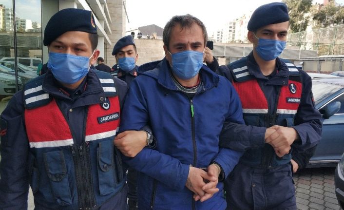 Ağabeyini öldürüp pişman olunca kalp masajı yapan şahıs adliyeye sevk edildi