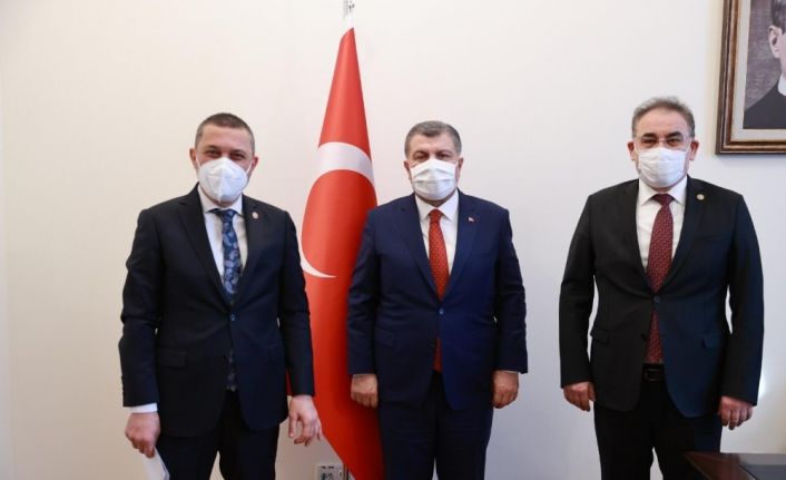AK Parti Nevşehir milletvekilleri Açıkgöz ve Menekşe, Bakan Koca ile bir araya geldi