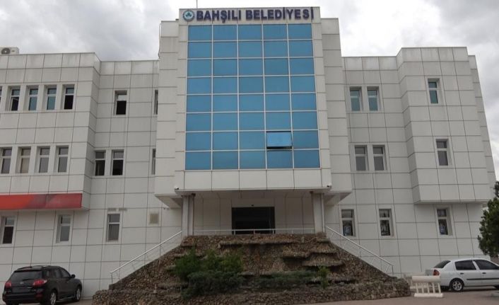 Bahşılı Belediye meclisinden karar çıktı: Eski belediye başkanlarının isimleri cadde ve sokaklarda