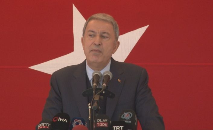 Bakan Akar: “Teröristlerin en güvenli gördükleri yerde bile inlerini başlarına yıktık"