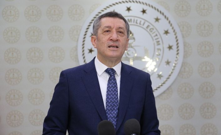 Bakan Selçuk: “1 Mart Pazartesi günü ilkokullarımızın tüm sınıf düzeyleriyle açılması kararını aldık”
