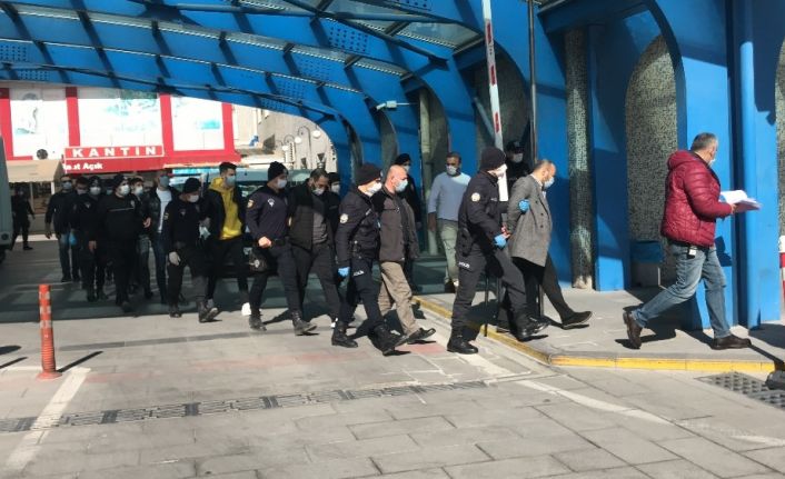 Balık halinde cinayetle biten silahlı kavganın zanlıları adliyeye sevk edildi