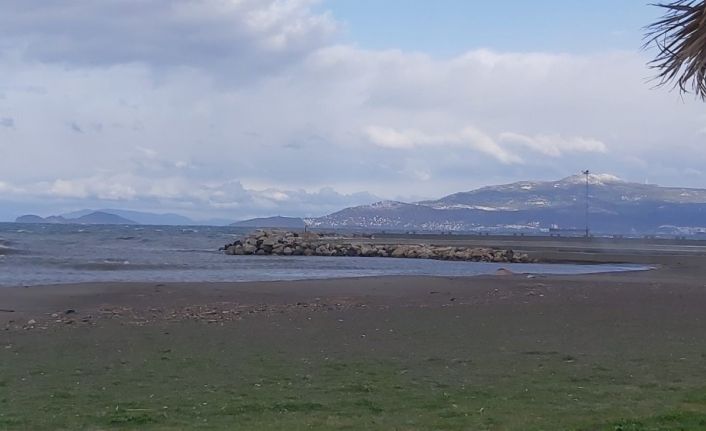 Balık tutarken denize düşen uzman çavuşun cesedi kıyıya vurdu