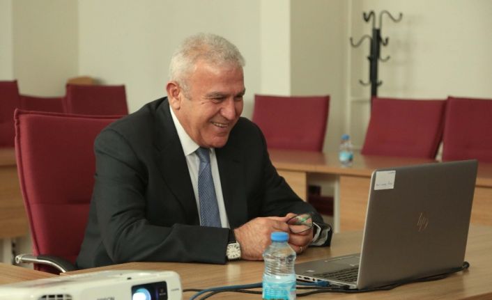 Başkan Atay’dan otizmli çocuklara ve Efelerli kadınlara İngilizce eğitimi