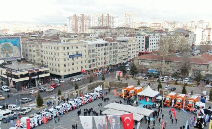 Başkan Çolakbayrakdar: “Yeni araçlar ve tüm ekiplerimizle yağışa hazırız”