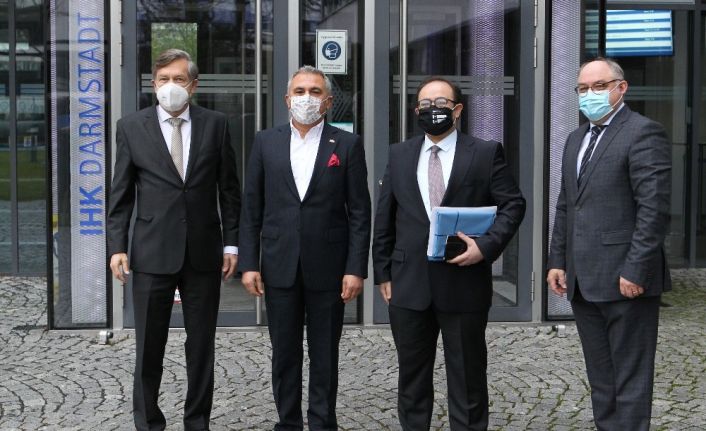 Başkonsolos Tunçer, Bursa’nın kardeş şehri Darmstadt’ın Sanayi ve Ticaret Odasını ziyaret etti