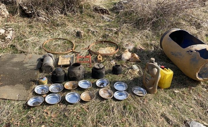 Bitlis’te terör örgütüne ait malzemeler ele geçirildi
