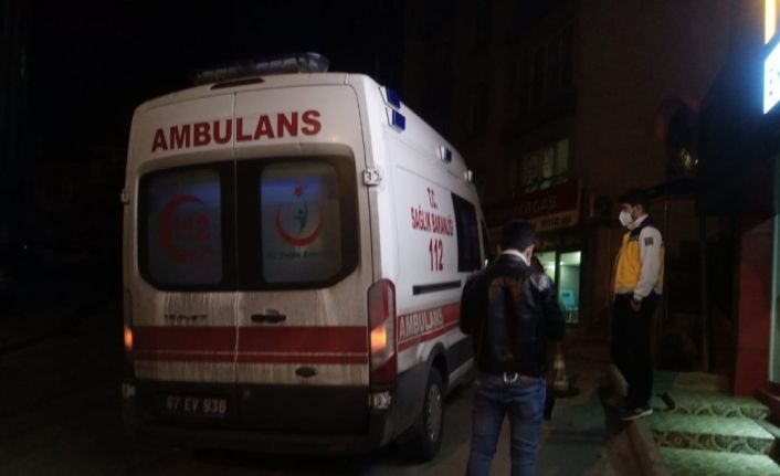 Boğazına bıçak dayayarak korku dolu anlar yaşatmıştı, bu kez de hap içerek intihara kalkıştı