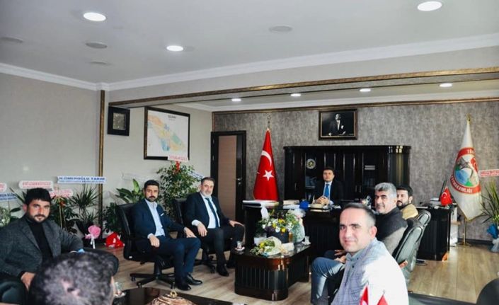 Boşatlılar Derneği üyeleri, Kaymakam Öztürk ile bir araya geldi