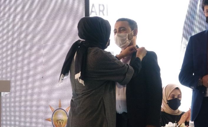 CHP’yi terör örgütü sempatizanlarına kucak açmakla suçladı, AK Parti’ye geçti