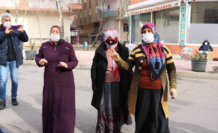 Çocuklarını terörün elinden kurtarmak isteyen aile sayısı her geçen gün artıyor
