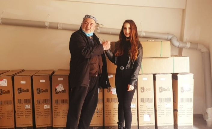 Dede-torun 124 bin takipçi ile birlikte 6 ton kapak topladı