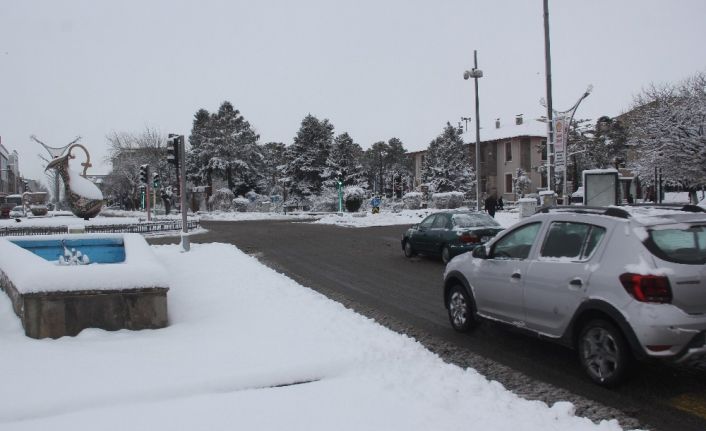 Doğu Anadolu’da kar yağışı etkili olacak, sıcaklık 8 ila 15 derece arasında düşecek