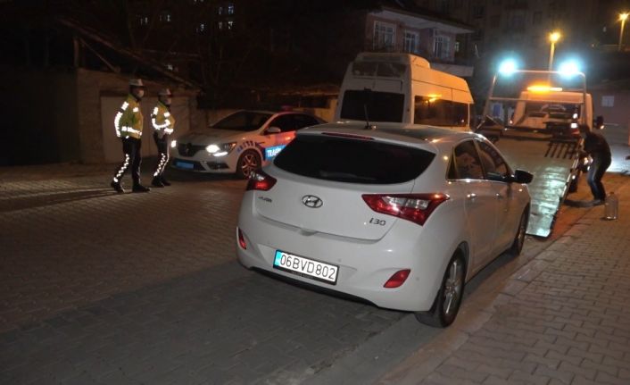 ’Dur’ ihtarına uymayan alkollü sürücü polisten kaçamadı