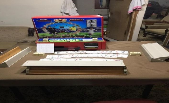 Evi kumarhaneye çevirdiler