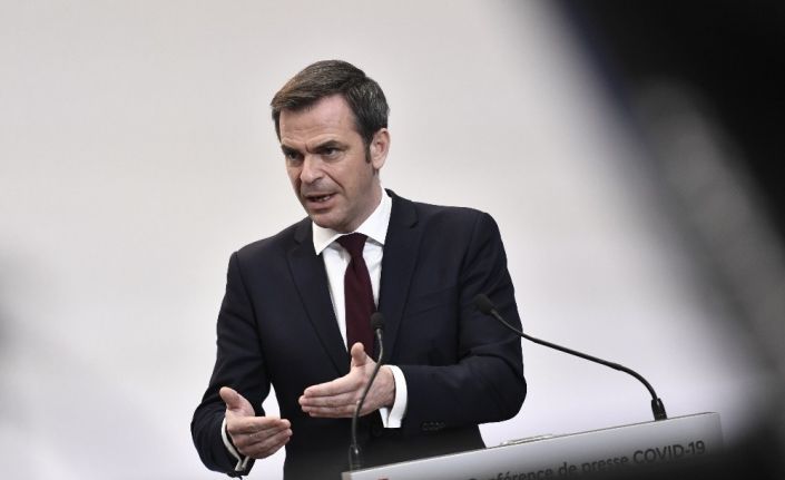 Fransa’da Covid-19 nedeniyle 20 kent gözetim altında