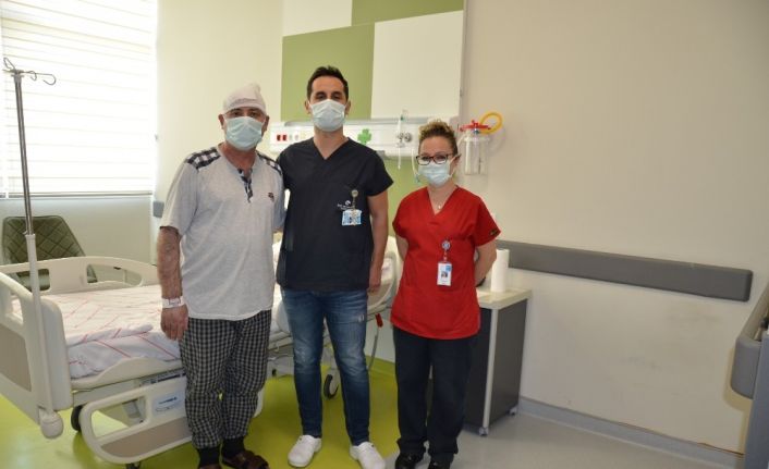 İlk kez kullanılan cihazla felç kalmaktan kurtuldu