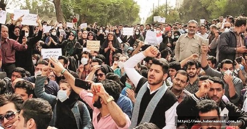 İran’ın Sistan ve Belucistan eyaletinde göstericiler valilik binasına saldırdı