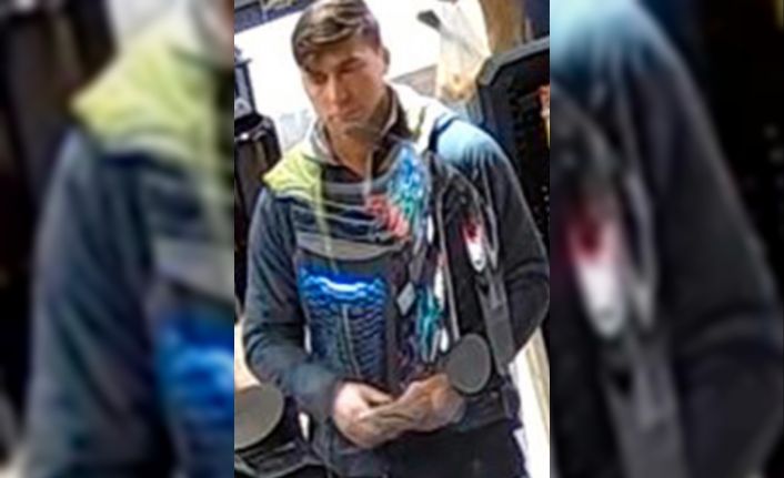 İsveç’te 3 aydır kayıp olan subay Deniz Arda’nın yeni görüntüleri çıktı