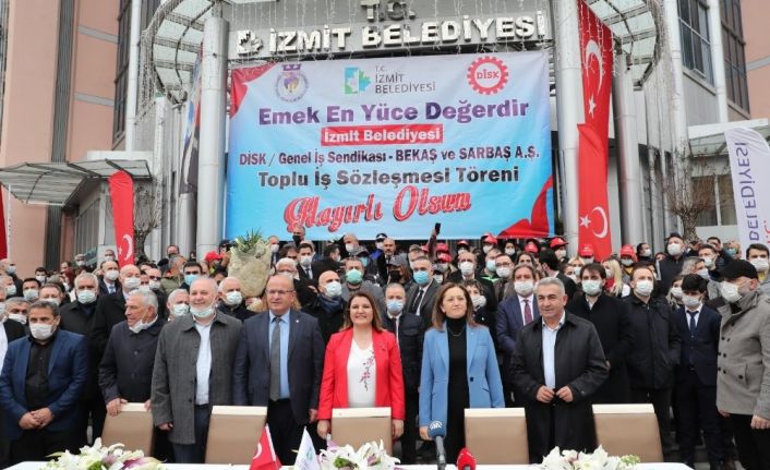İzmit Belediyesi işçilerine 1 Mayıs ikramiyesi